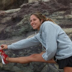 パーカーの定義は？他の服との違いやパーカーの種類も合わせて解説