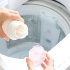 Tシャツの汚れの落とし方は？黄ばみやシミなど原因別に徹底解説