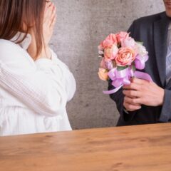 サプライズプレゼントの渡し方！恋人を喜ばせる演出の方法をご紹介